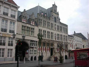 bergen_stadhuis.jpg