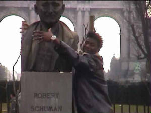 brussel_schuman_monument.jpg