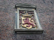denhaag_gevangenpoort_gevsteen.jpg