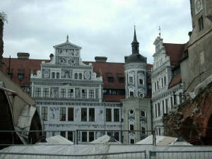 dresden_herbouw_stadhuis1.jpg