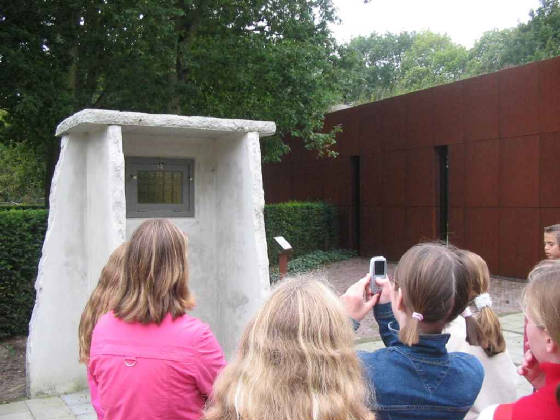 kamp_dodencel.jpg