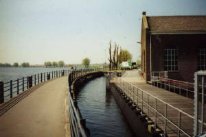 spaarndam_gemaal.jpg
