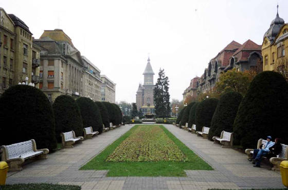 timisoara_plein_kathedraal.jpg