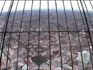 toronto_cntower_top.jpg