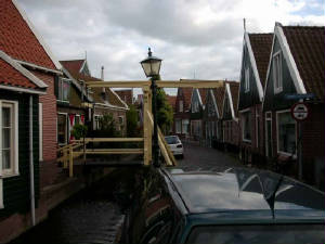 volendam_huisjes2.jpg
