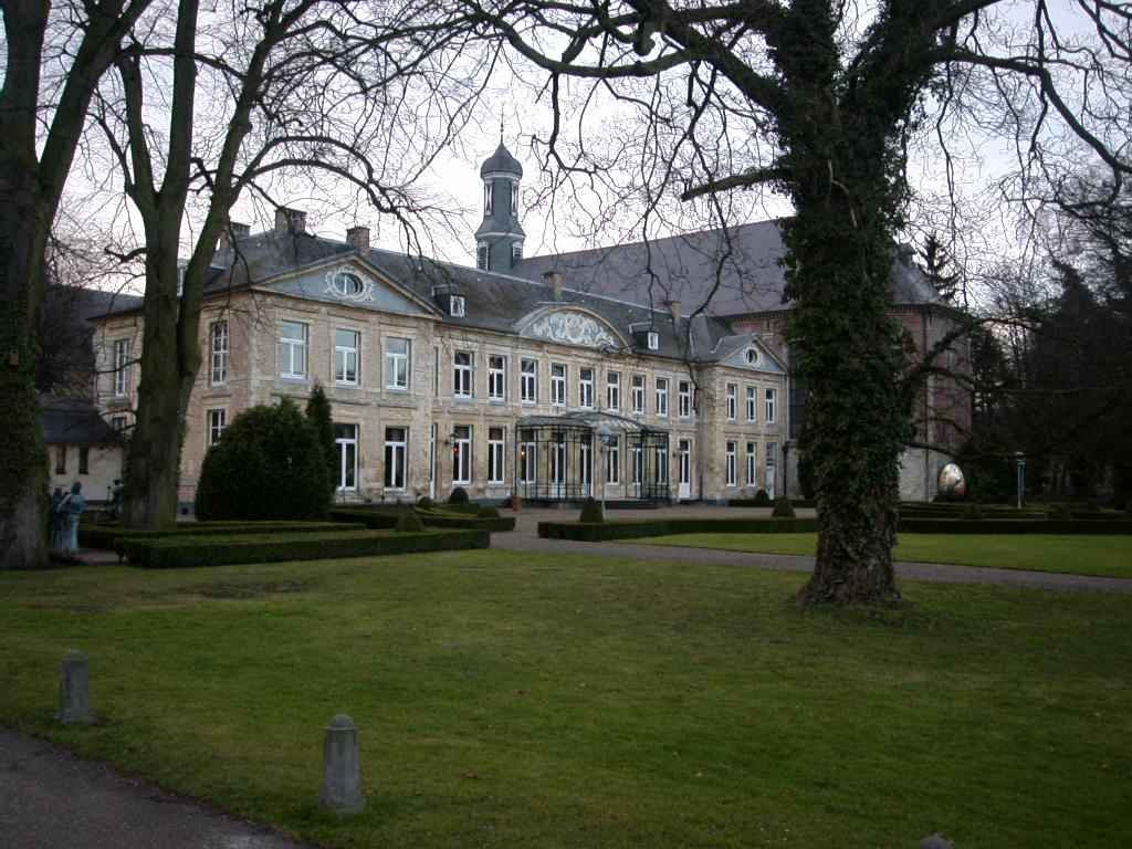 kerk_en_restaurant.jpg